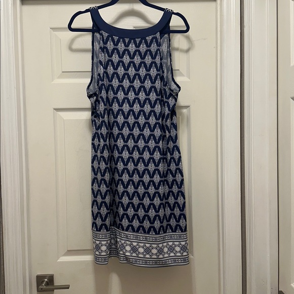 Blue and White Sleeveless Dress - Picture 2 of 2